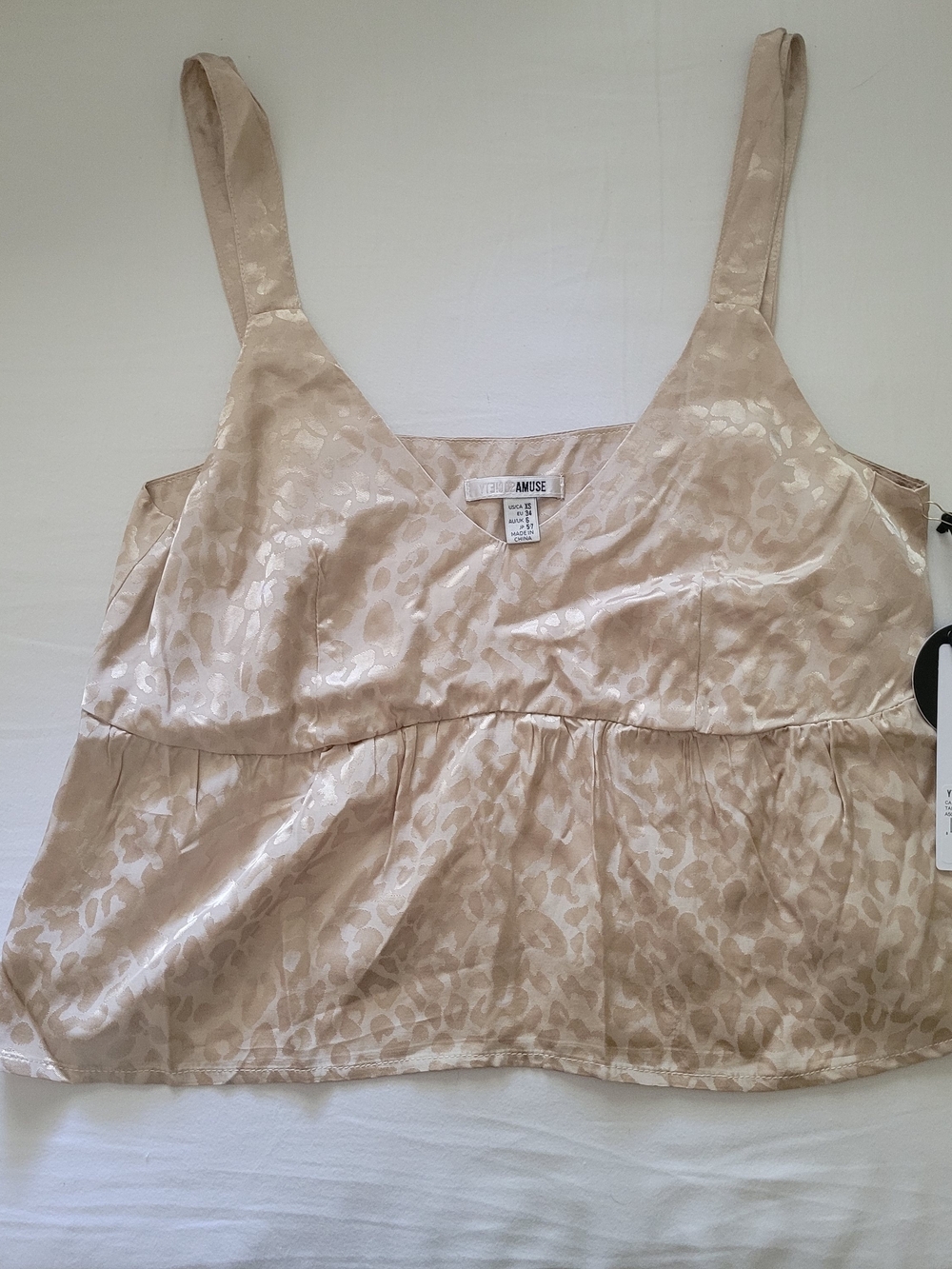 NWT Amuse Society Carly tank, Cream Satin Leopard-Texture Peplum Cami, size XS